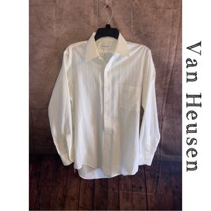 Van-Heusen men’s fitted dress shirt, Size 15-32/33-white w/satin stripe-EUC